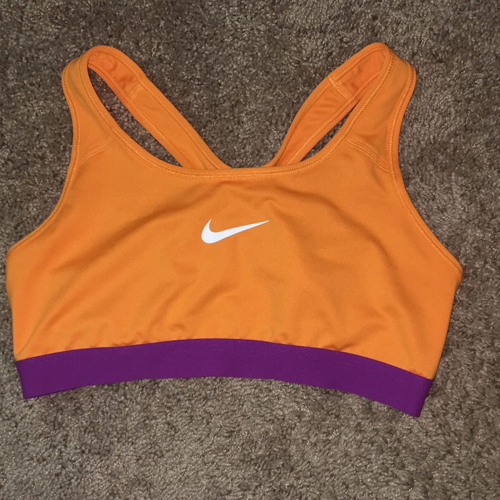 NIKE sports bra